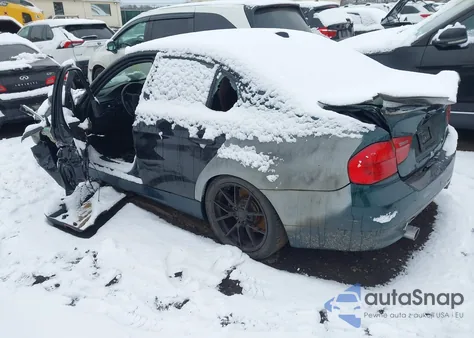 2008 BMW 335Xi z USA, uszkodzony, nr VIN WBAVD53548A009561